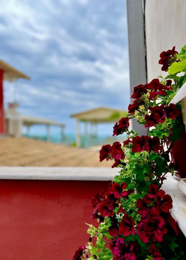 Romantic Palace Agios Gordios  Exterior foto